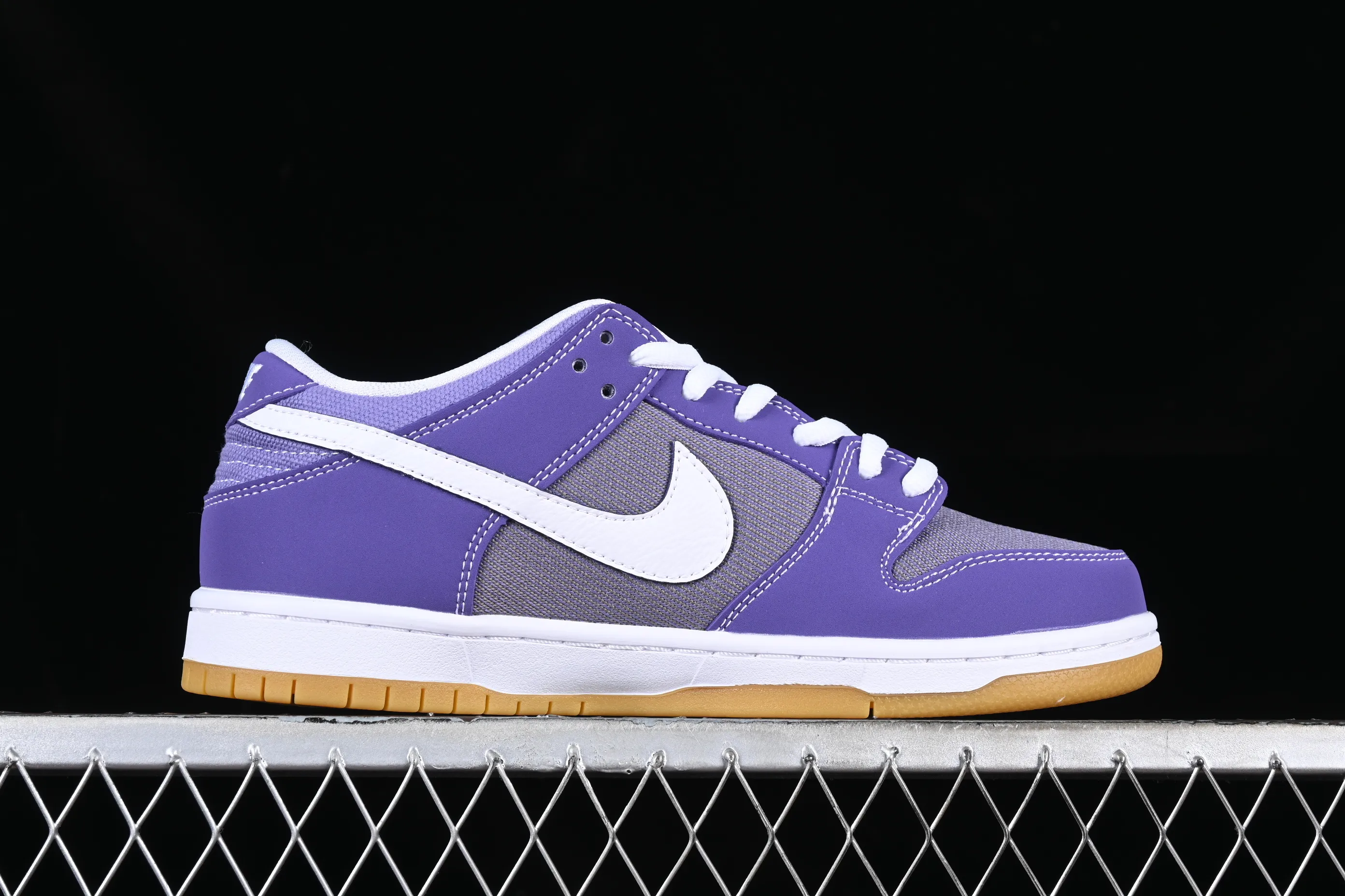 All categories Nk SB Dunk series Nk SB Dunk Low low-top sneakers Nk SB Dunk Low Prm secret purple color SB smashed backboard fashion casual sneakers DA9658-500